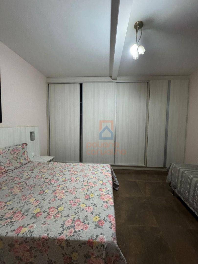 Casa, 4 quartos, 330 m² - Foto 13