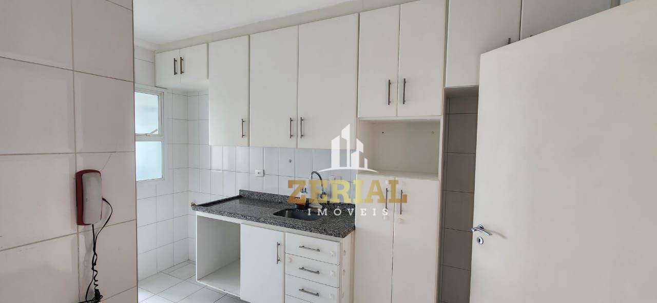 Apartamento para alugar com 2 quartos, 68m² - Foto 6