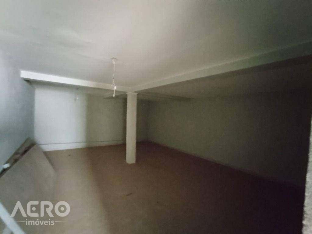 Prédio Inteiro para alugar, 1500m² - Foto 3