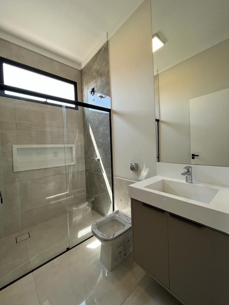 Casa à venda com 4 quartos, 249m² - Foto 18