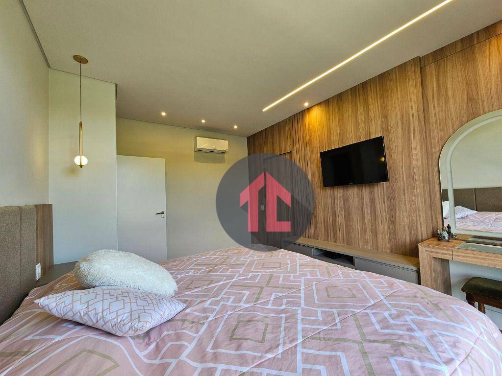 Casa de Condomínio à venda com 4 quartos, 406m² - Foto 18