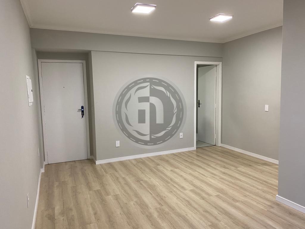 Apartamento à venda com 3 quartos, 161m² - Foto 17