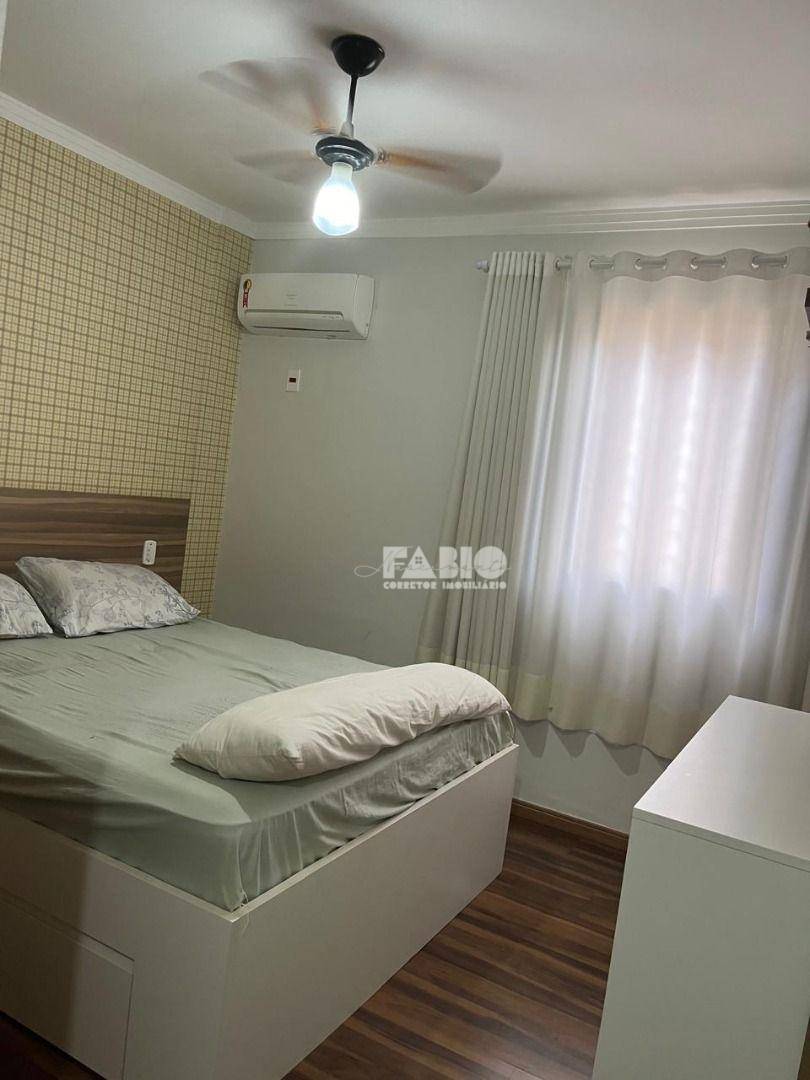 Apartamento à venda com 3 quartos, 105m² - Foto 4