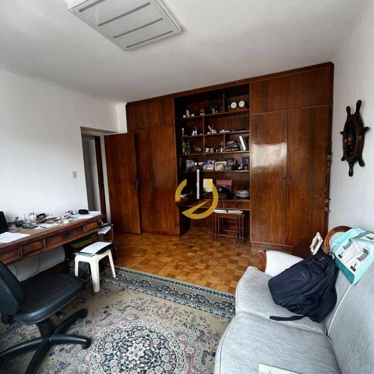 Apartamento à venda com 3 quartos, 240m² - Foto 26