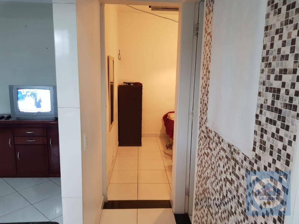 Apartamento à venda com 1 quarto, 57m² - Foto 12