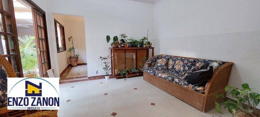 Sobrado, 4 quartos, 243 m² - Foto 2