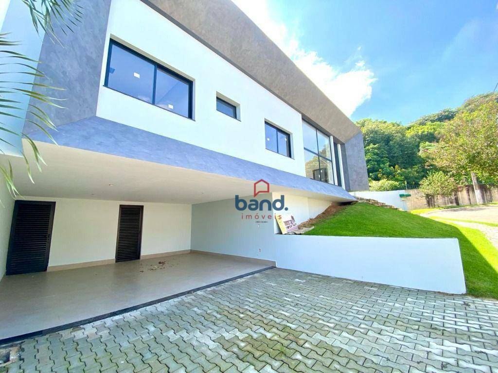 Casa de Condomínio à venda com 3 quartos, 250m² - Foto 2