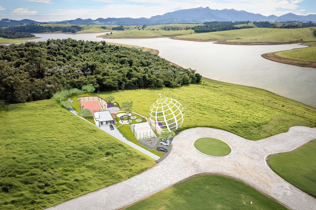 Loteamento e Condomínio, 2000 m² - Foto 1