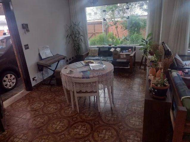 Sobrado à venda com 4 quartos, 241m² - Foto 9