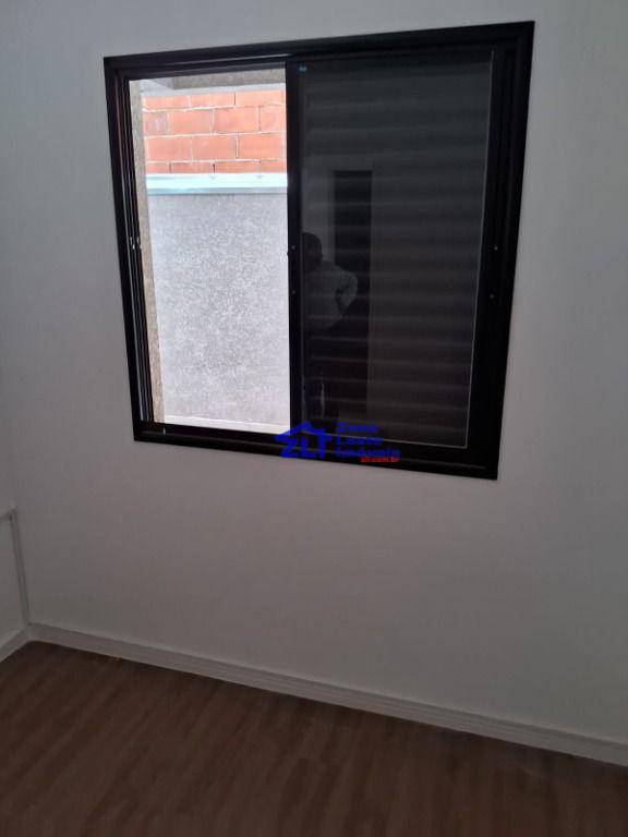 Apartamento à venda com 2 quartos, 40m² - Foto 3