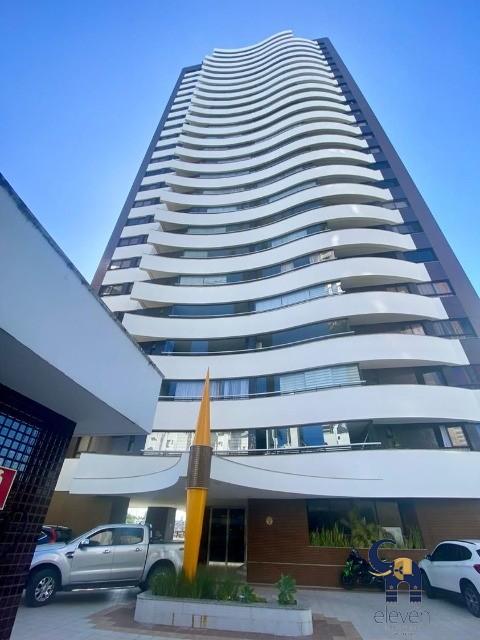 Apartamento à venda com 3 quartos, 164m² - Foto 13