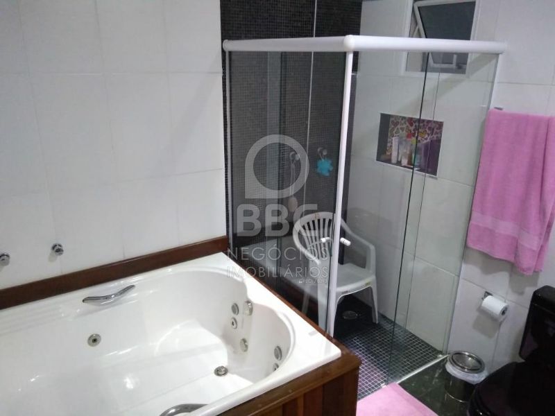 Sobrado à venda com 3 quartos, 308m² - Foto 23