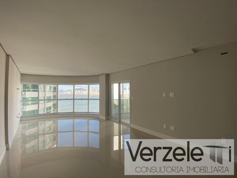 Apartamento à venda com 4 quartos, 160m² - Foto 7