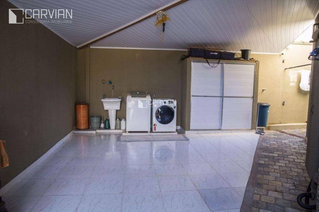 Casa à venda com 4 quartos, 380m² - Foto 22