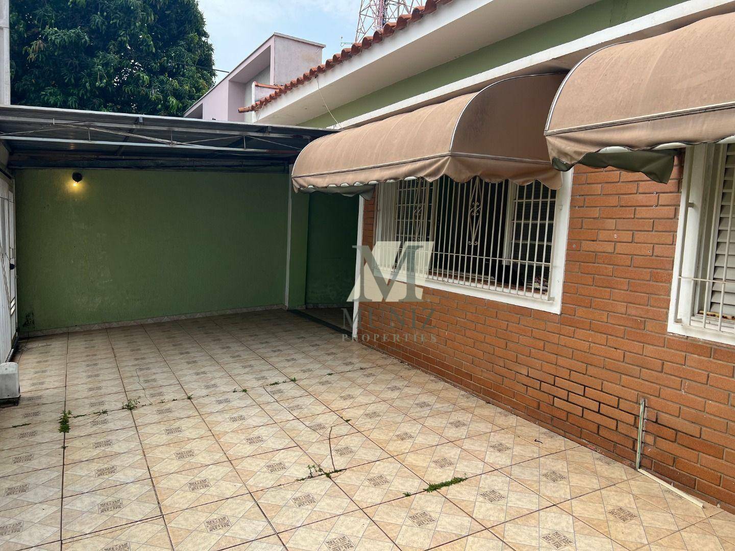 Casa à venda com 4 quartos, 199m² - Foto 1