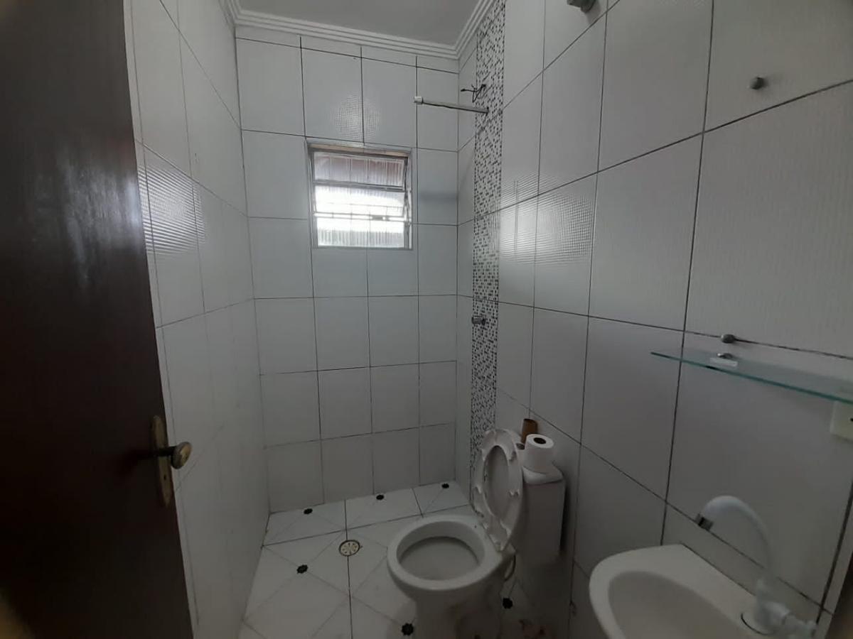 Casa à venda com 3 quartos, 168m² - Foto 7