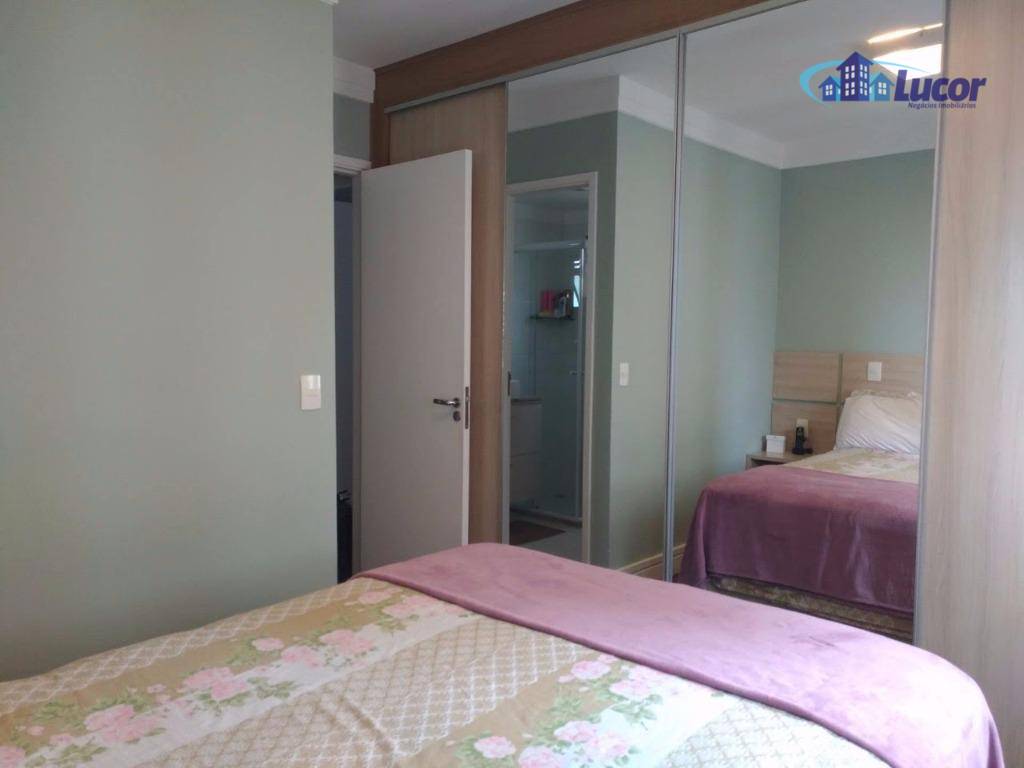 Apartamento à venda com 2 quartos, 72m² - Foto 28