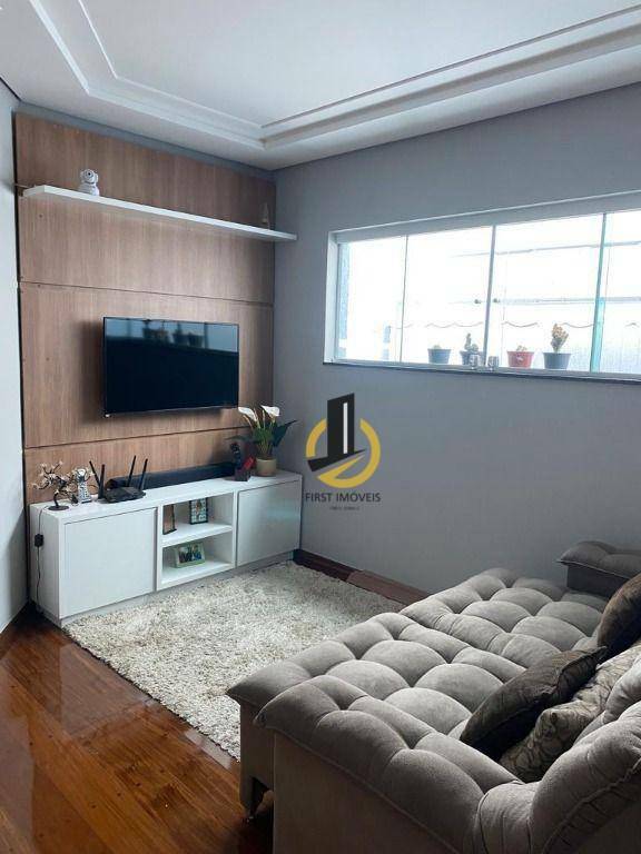 Casa à venda com 3 quartos, 380m² - Foto 14