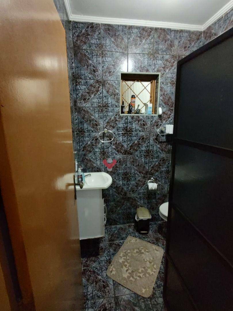 Casa à venda com 3 quartos, 150m² - Foto 18