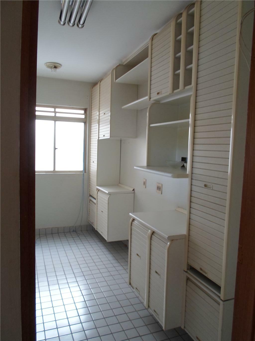 Apartamento para alugar com 3 quartos, 71m² - Foto 6