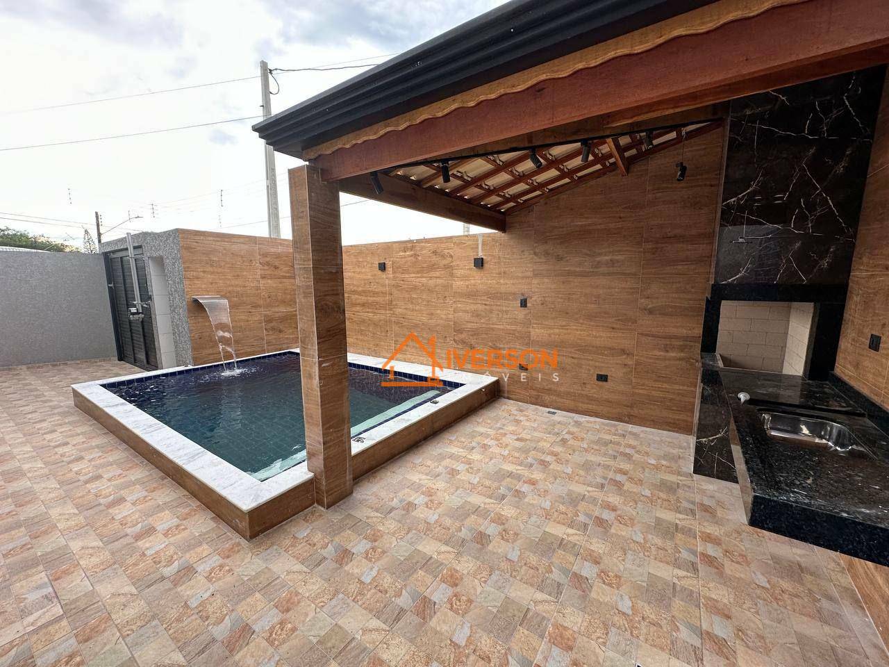 Casa à venda com 3 quartos, 100m² - Foto 22