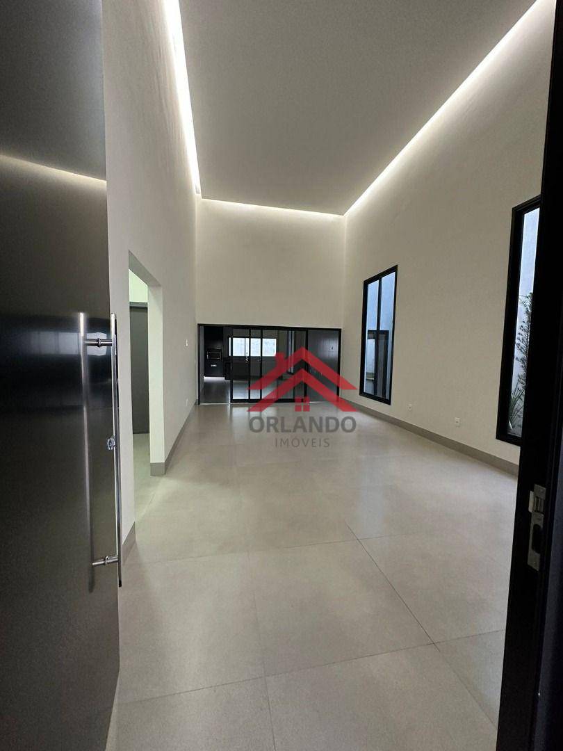 Casa à venda com 3 quartos, 247m² - Foto 4