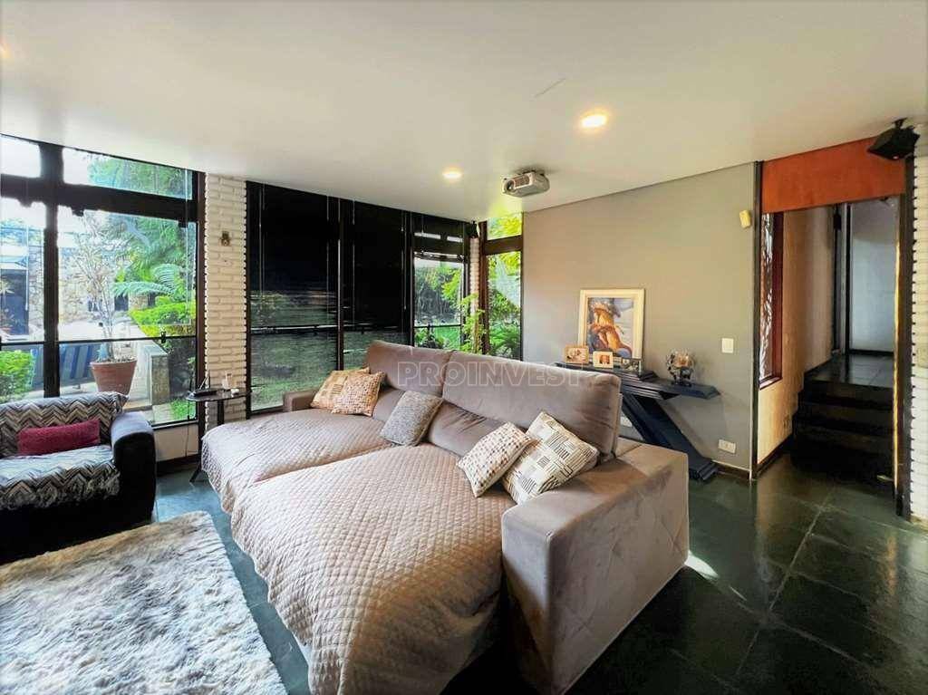 Casa de Condomínio à venda com 4 quartos, 640m² - Foto 32