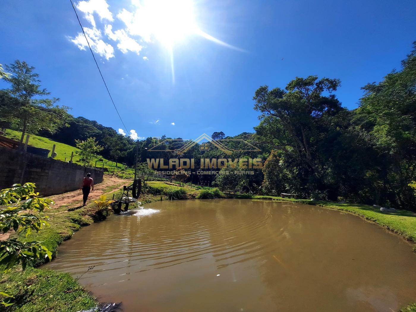 Fazenda à venda com 3 quartos, 30000m² - Foto 2