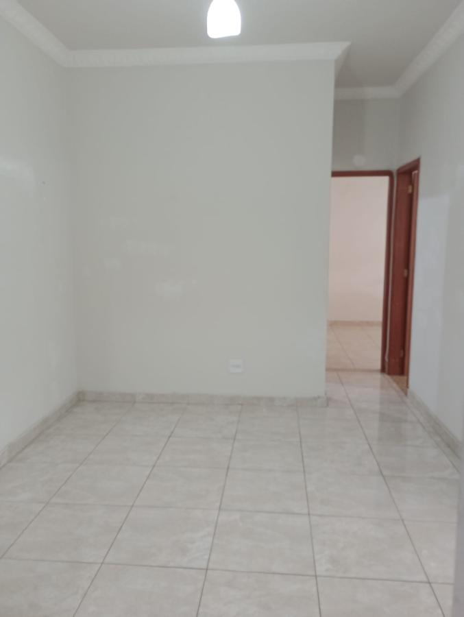 Apartamento à venda com 2 quartos, 50m² - Foto 2