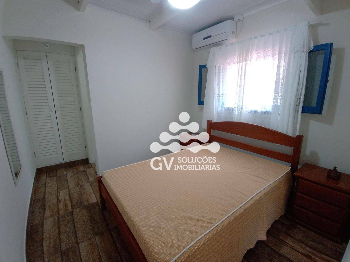 Casa de Condomínio à venda com 6 quartos, 350m² - Foto 29