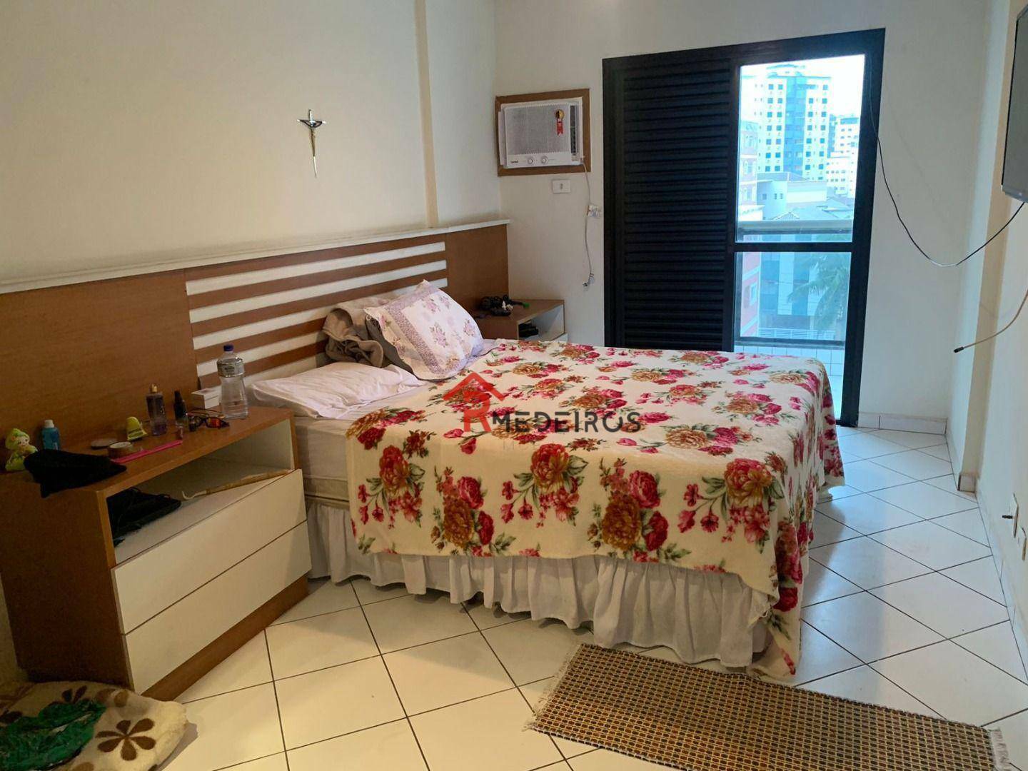 Apartamento à venda com 4 quartos, 232m² - Foto 19