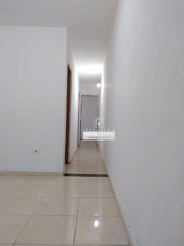Casa à venda com 4 quartos, 280m² - Foto 4