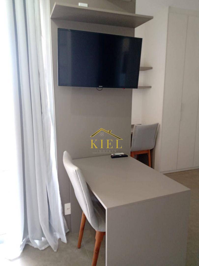 Apartamento para alugar com 1 quarto, 33m² - Foto 10