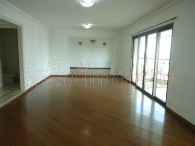 Apartamento para alugar com 4 quartos, 305m² - Foto 2