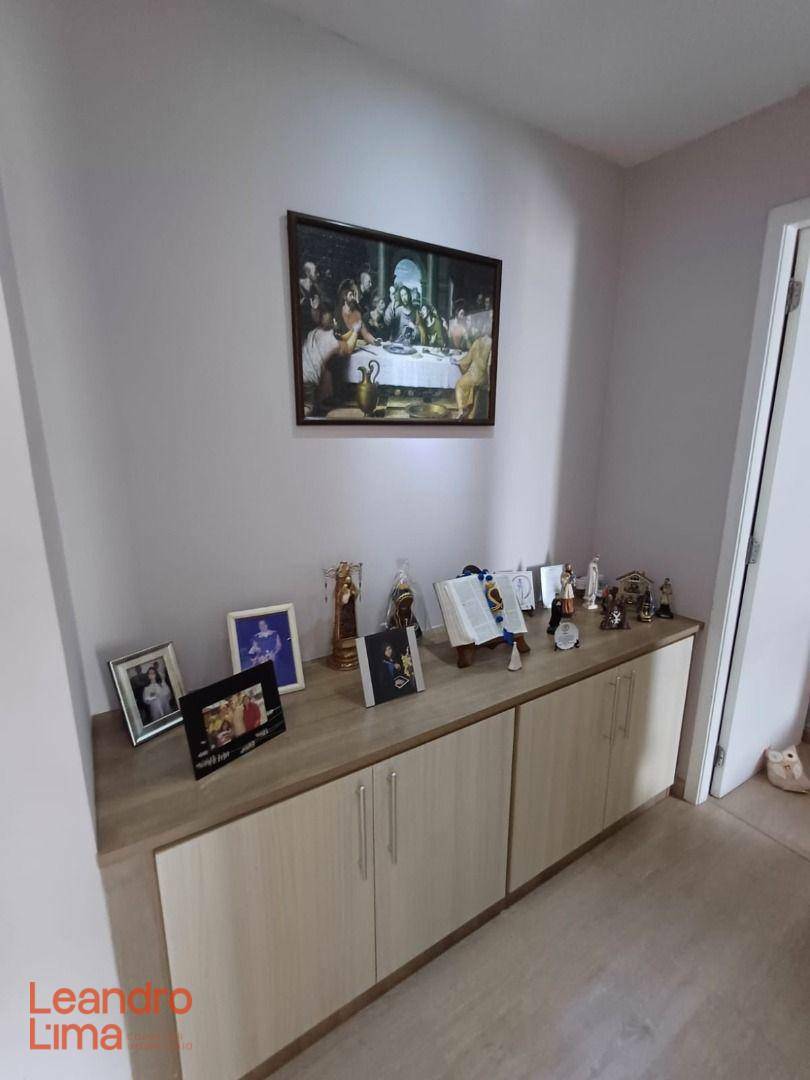 Apartamento à venda com 3 quartos, 61m² - Foto 10