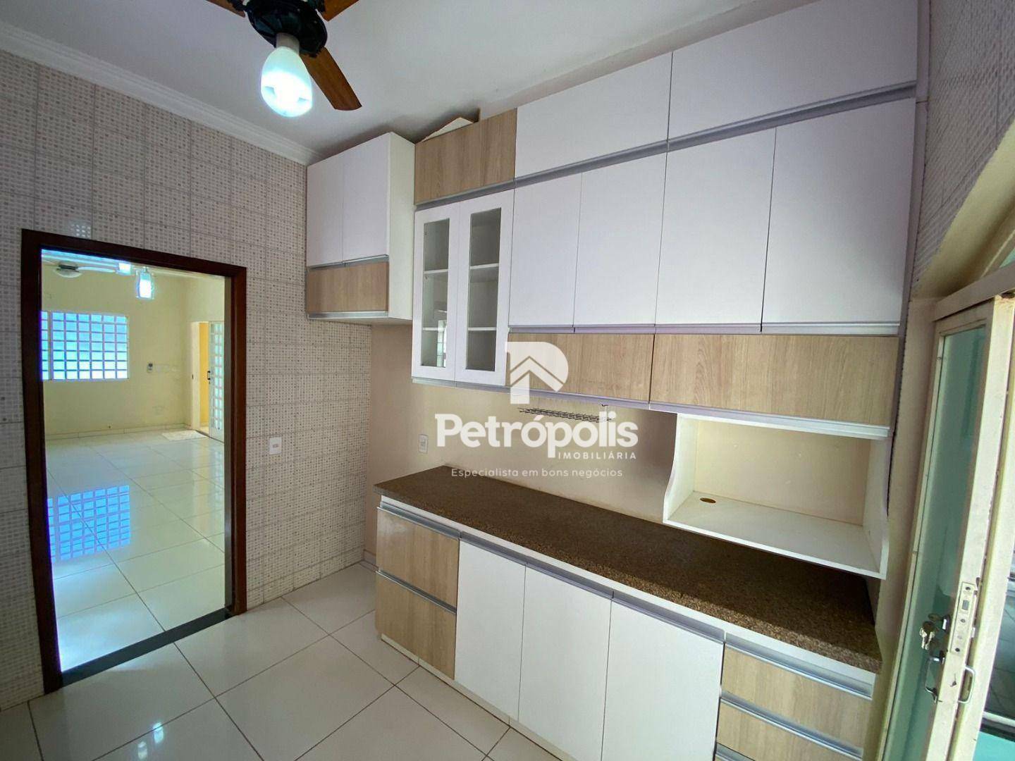 Casa à venda com 3 quartos, 190m² - Foto 10