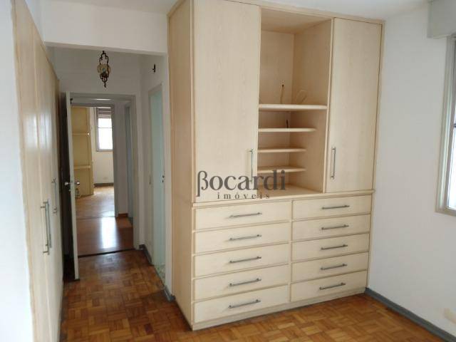 Apartamento à venda com 3 quartos, 175m² - Foto 3