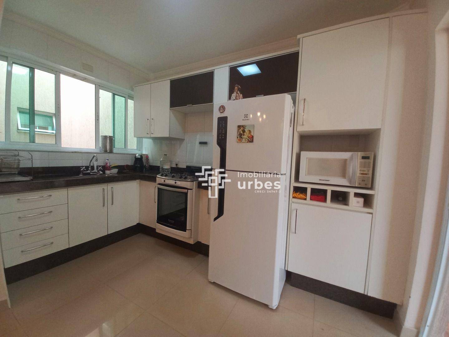 Casa à venda com 3 quartos, 188m² - Foto 40