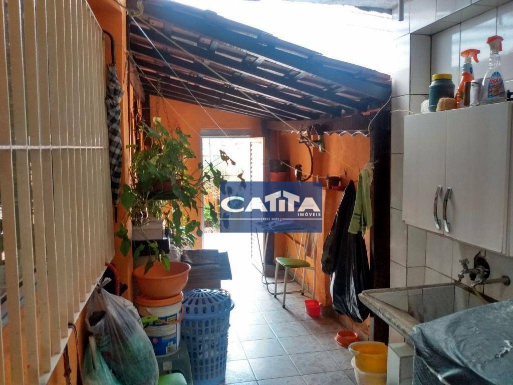 Casa à venda com 2 quartos, 80m² - Foto 12