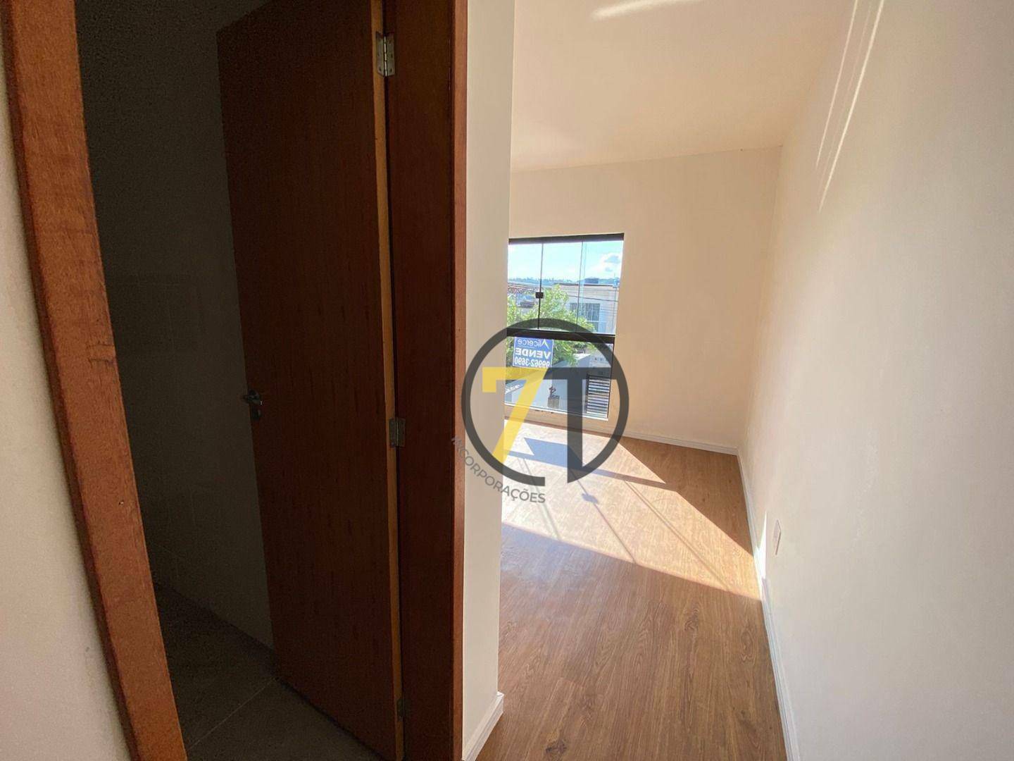 Casa à venda com 3 quartos, 114m² - Foto 14