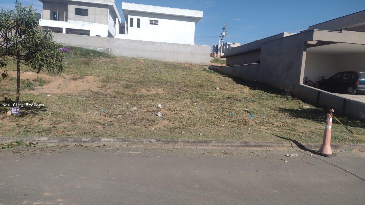 Terreno à venda, 300m² - Foto 1