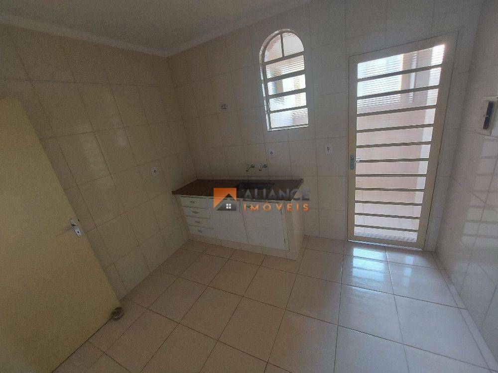 Apartamento à venda com 3 quartos, 90m² - Foto 8