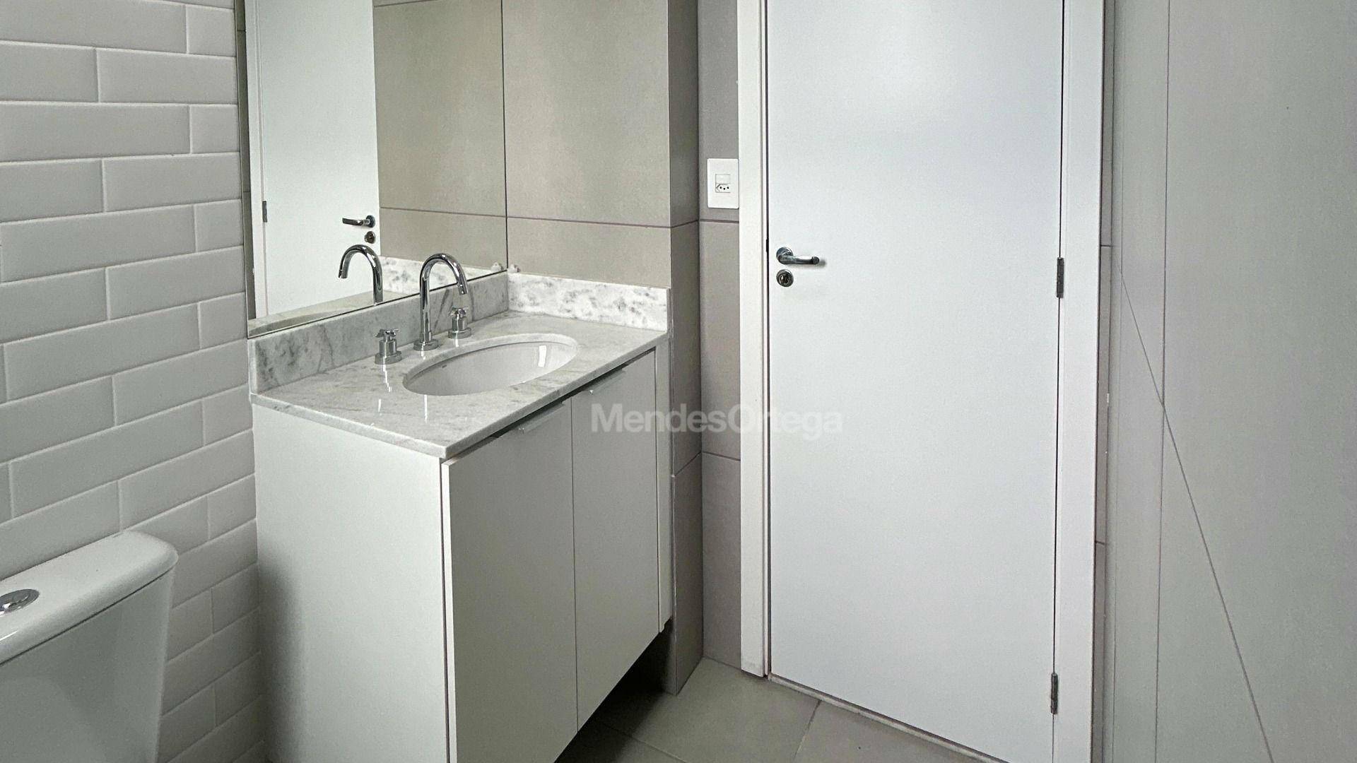 Apartamento para alugar com 2 quartos, 76m² - Foto 12