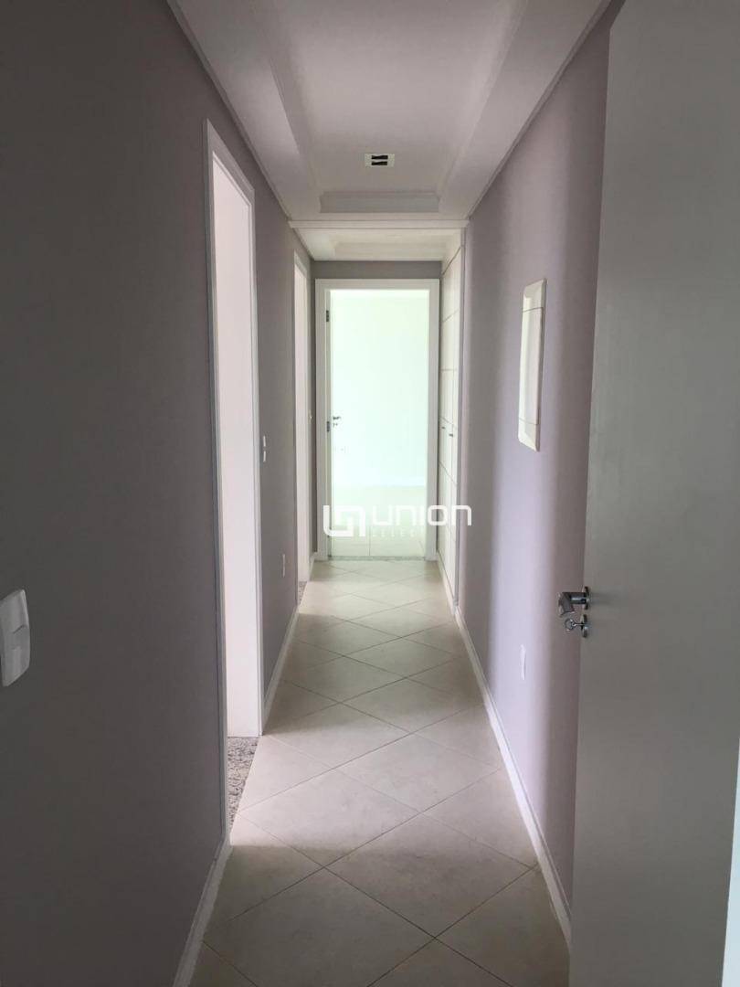 Apartamento à venda com 3 quartos, 119m² - Foto 6