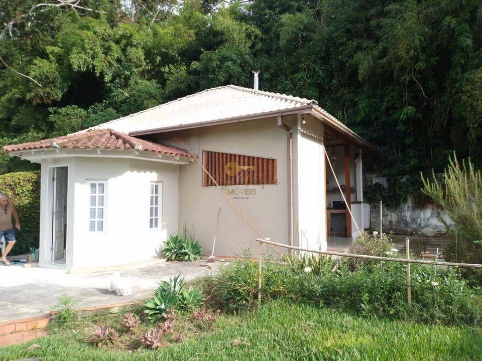 Casa à venda com 3 quartos, 200m² - Foto 37