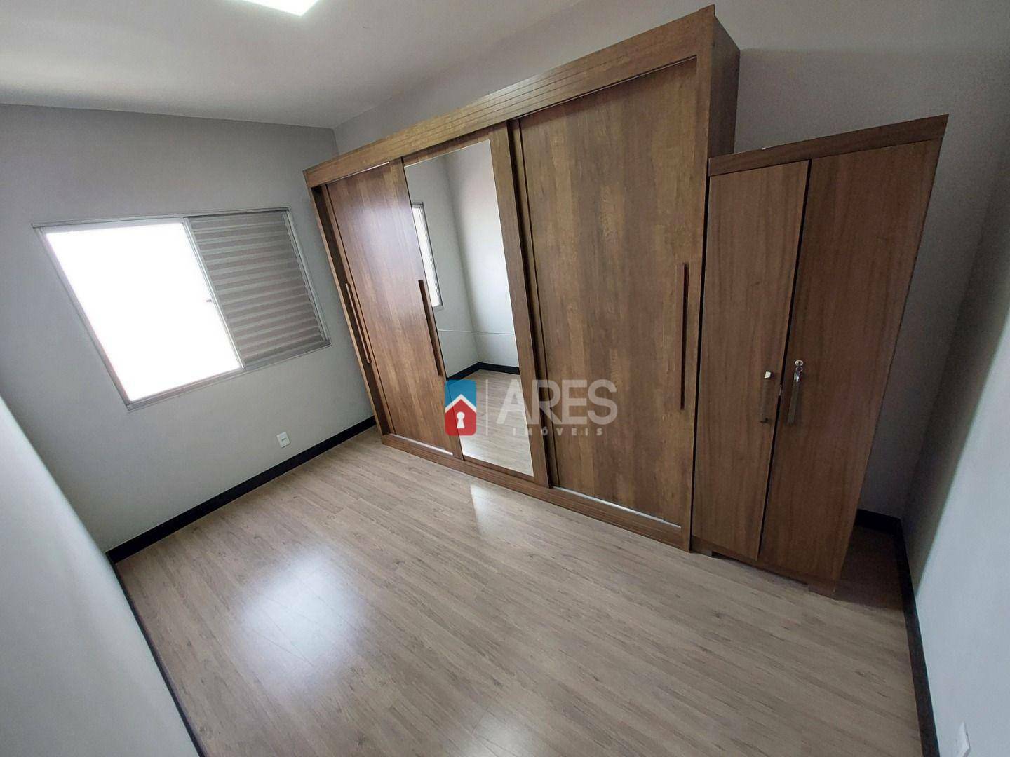 Apartamento à venda com 2 quartos, 65m² - Foto 6