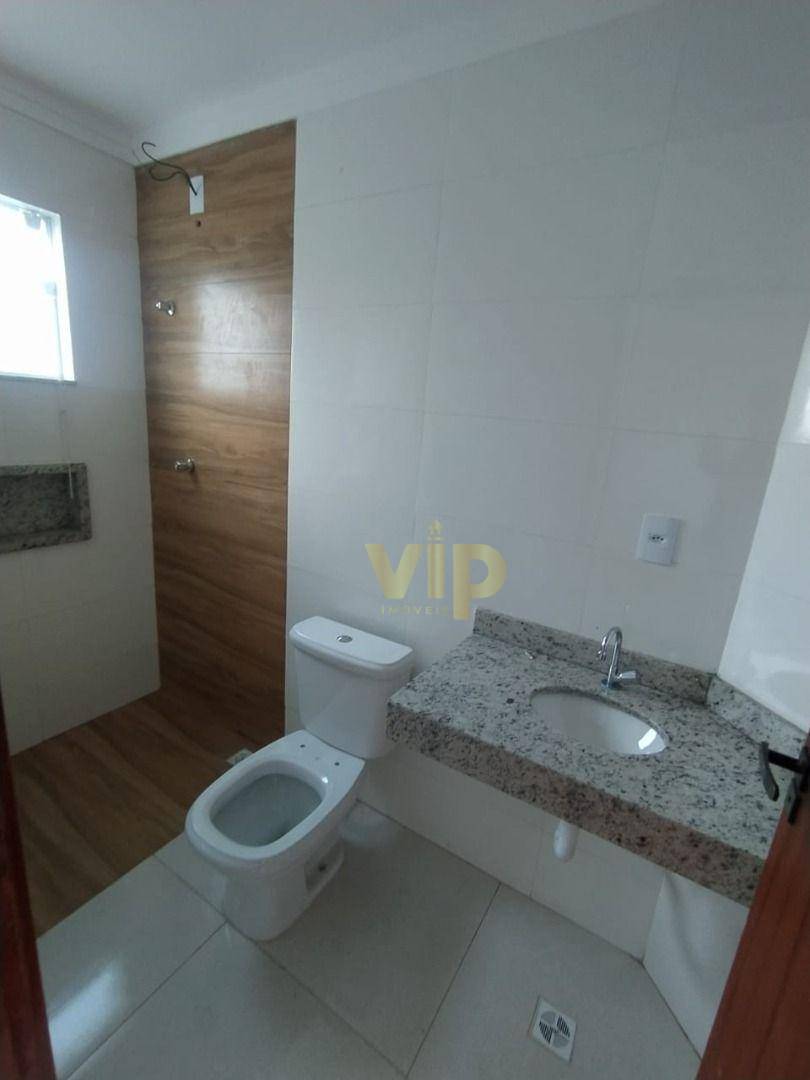 Apartamento à venda com 2 quartos, 70m² - Foto 2