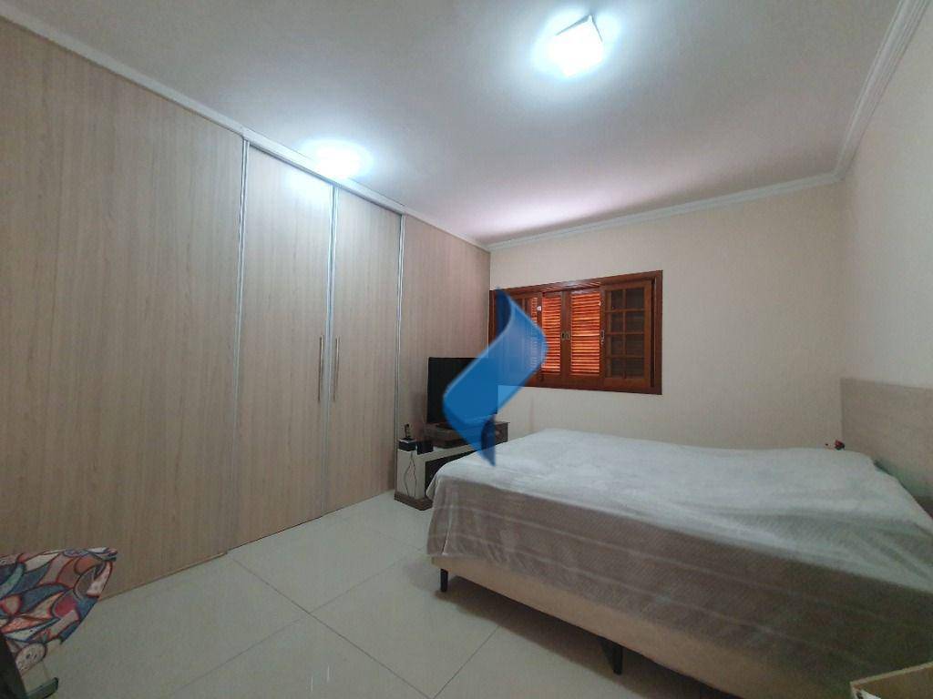 Casa à venda com 3 quartos, 338m² - Foto 98