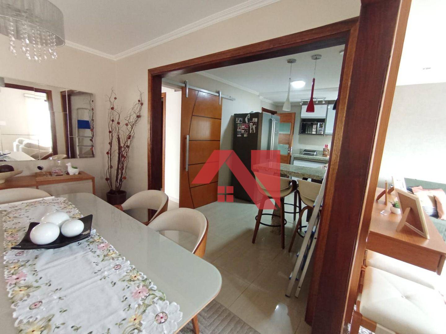 Casa à venda com 2 quartos, 180m² - Foto 8