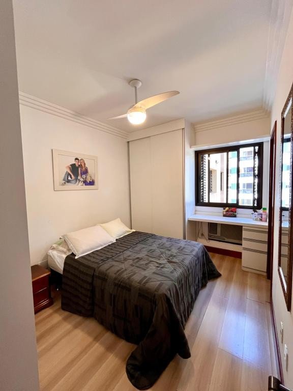 Apartamento à venda com 3 quartos, 159m² - Foto 7